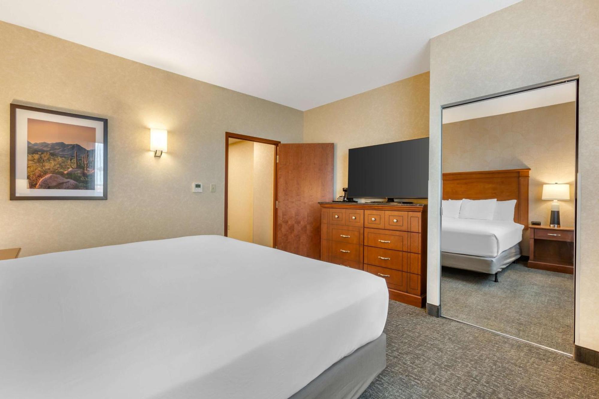Drury Plaza Hotel Phoenix Tempe Kültér fotó